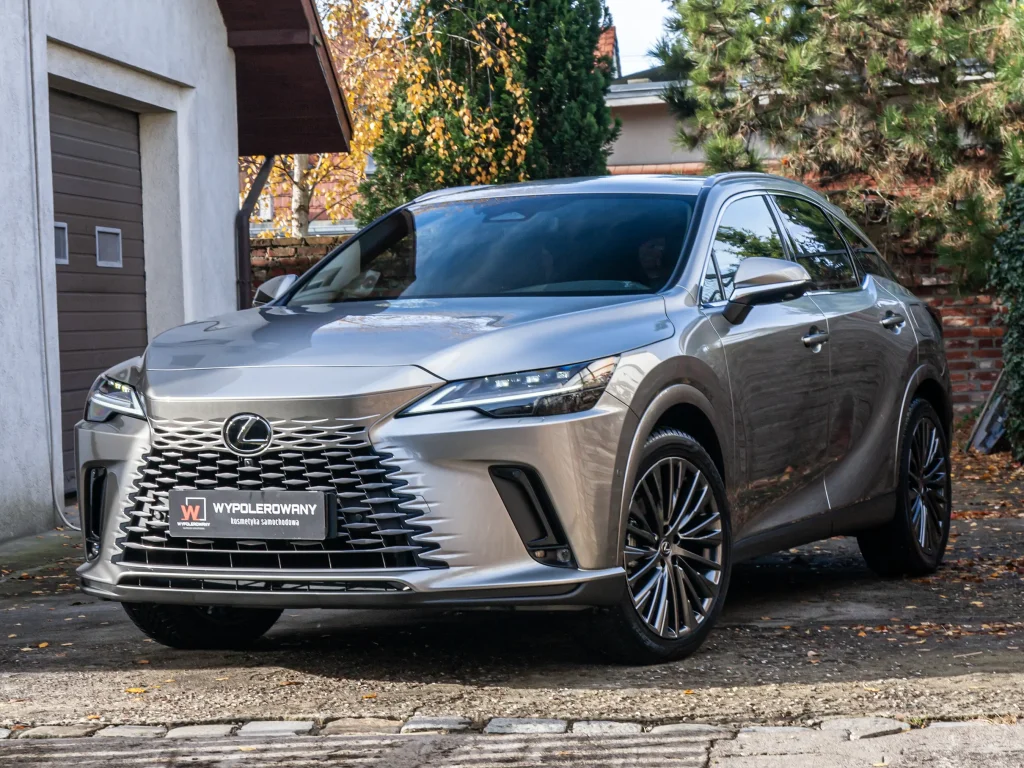 Lexus RX przygotowany do aplikacji powłoki ceramicznej Hyper PRIME – detailing Wypolerowany Wrocław.