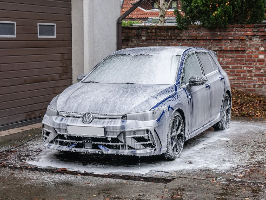 Mycie detailingowe VW Golf 8.5R – detailing Wrocław