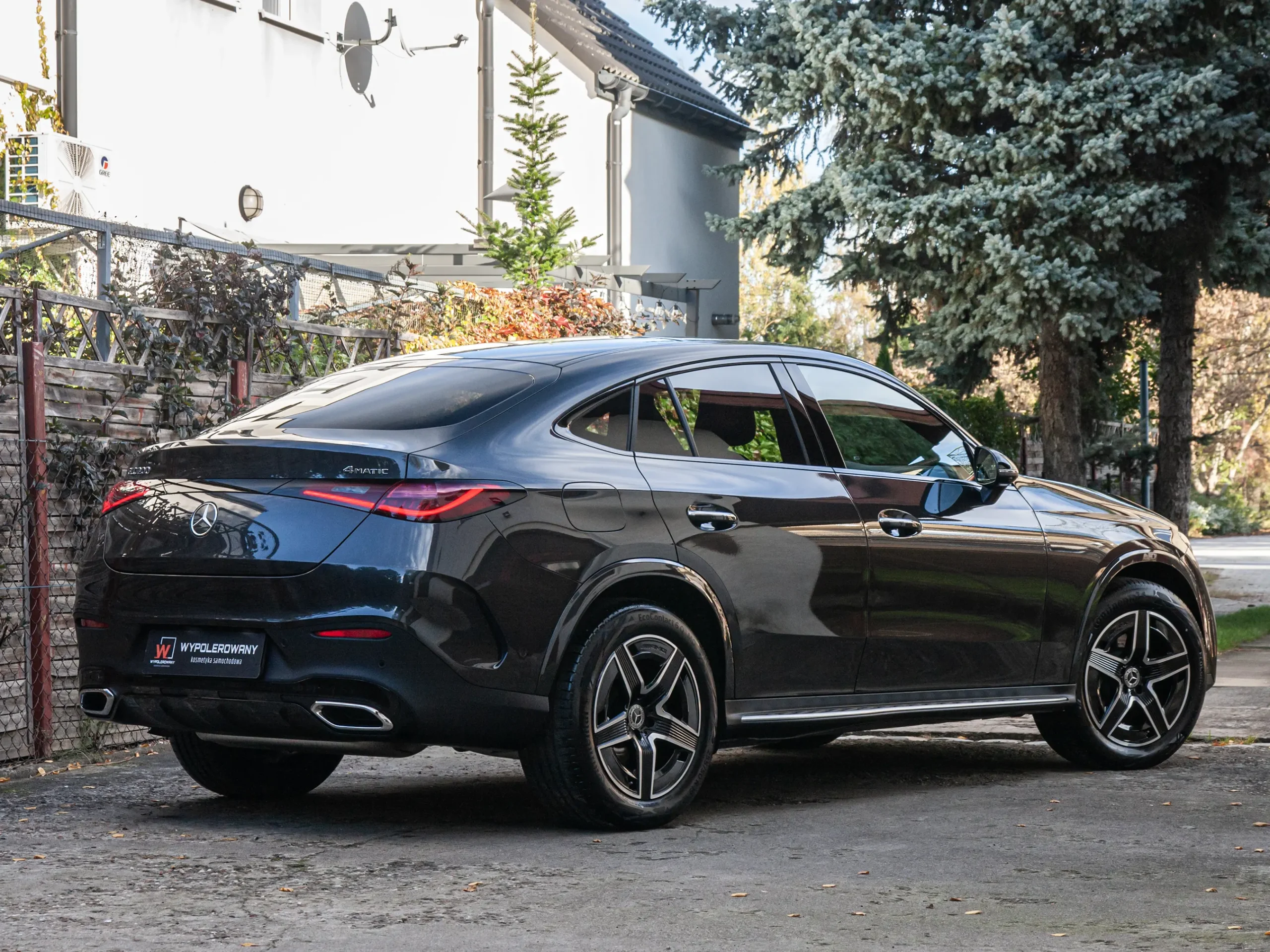 Mercedes GLC – precyzyjna aplikacja powłoki HYPER HERO na masce pojazdu, detailing Wrocław