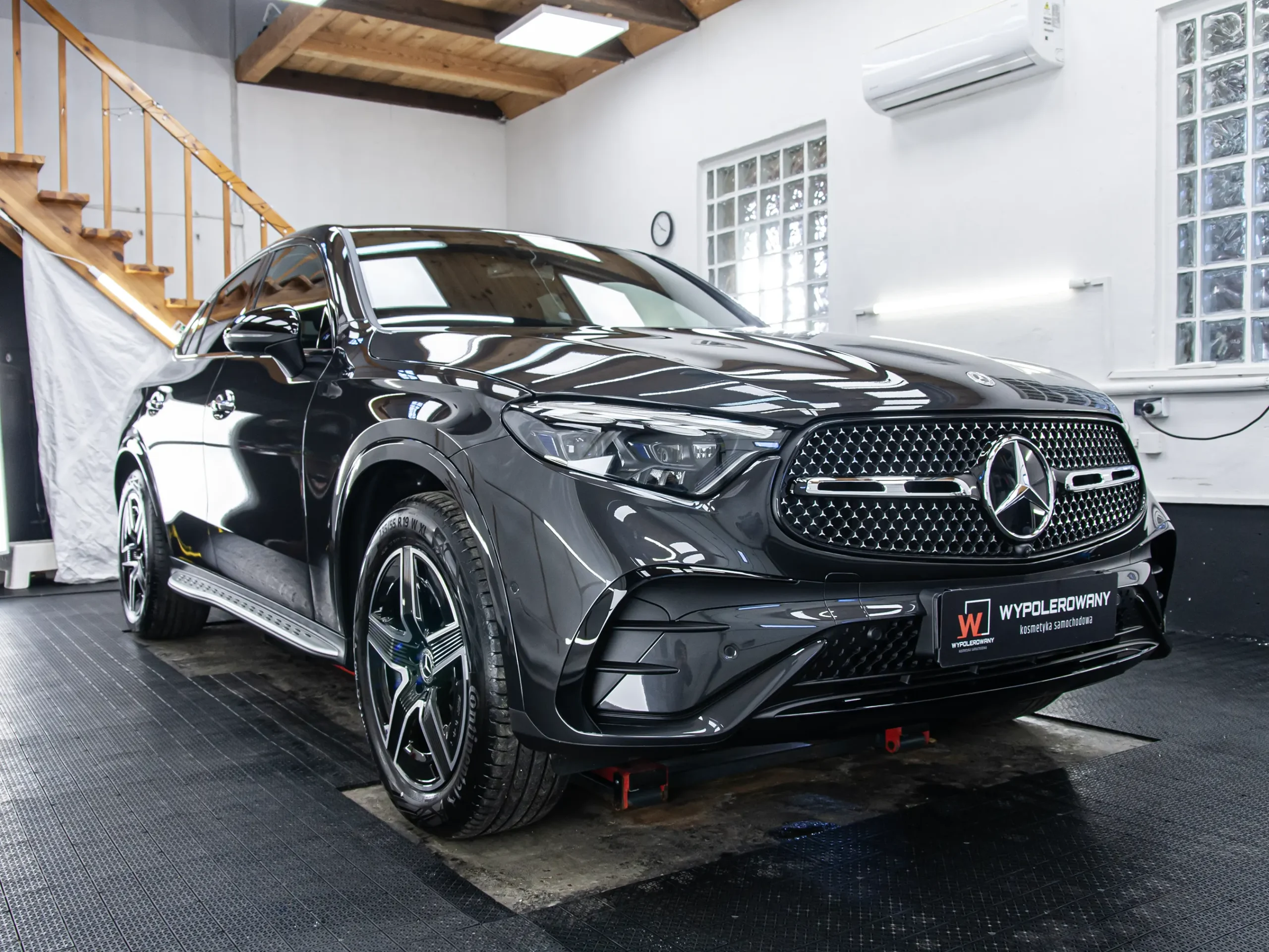 Mercedes GLC – nałożenie powłoki HYPER HERO z grafenem i nanorukami węglowymi CNT na karoserię