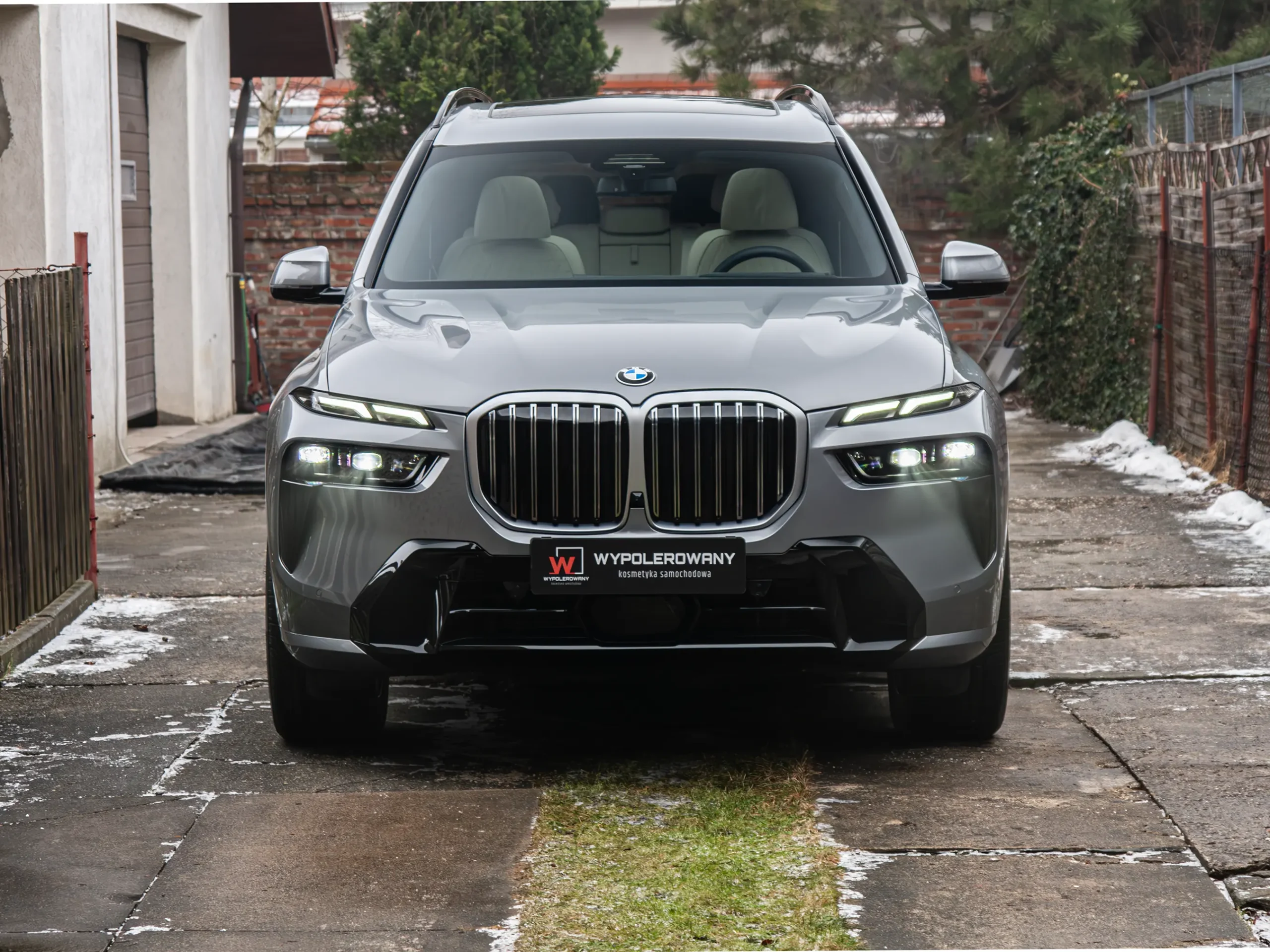 BMW X7 detailing Wrocław – pełna ochrona ceramiczna Hyper PRIME na całym aucie.