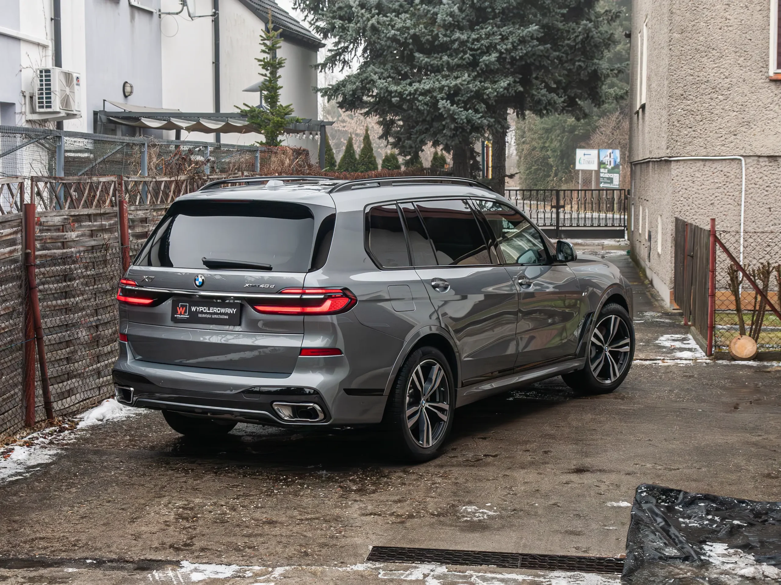 Zabezpieczony lakier BMW X7 powłoką ceramiczną Hyper PRIME – głęboki połysk i ochrona.