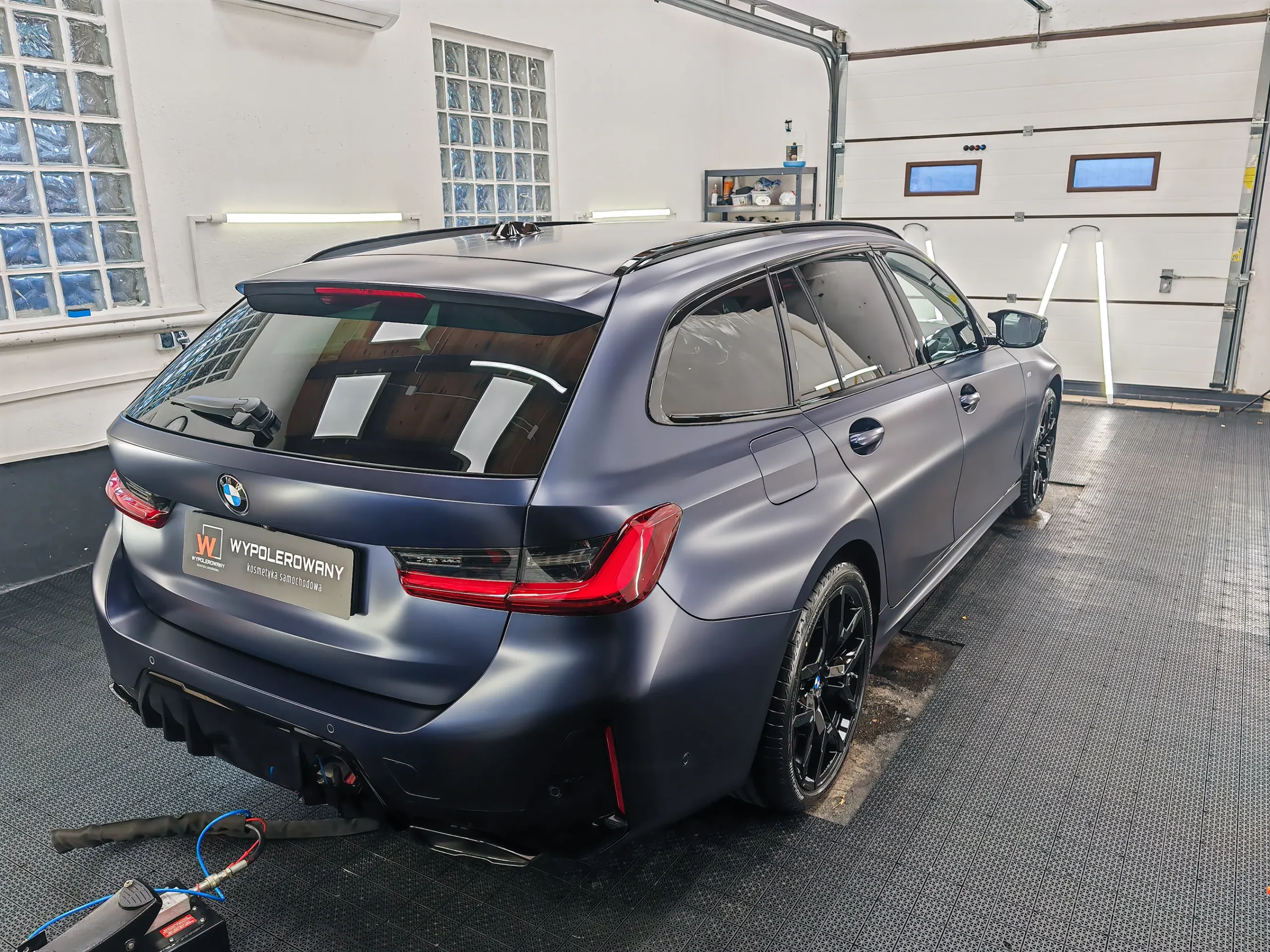 BMW Serii 3 w folii PPF Full Body – ochrona i unikalny efekt matowego wykończenia.