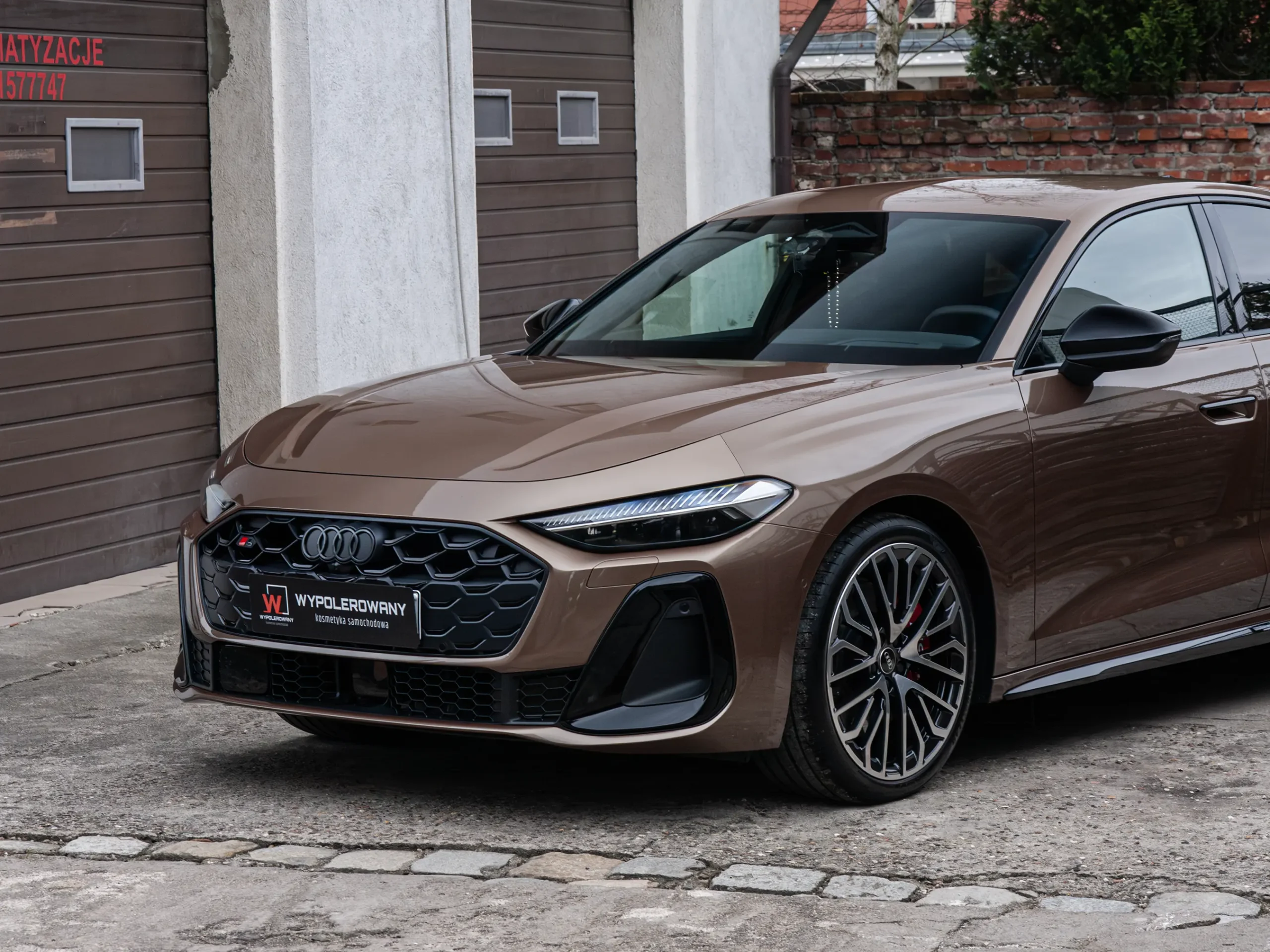 Ochrona przed odpryskami lakieru Audi S5 – folia PPF Full Front i powłoka ceramiczna.